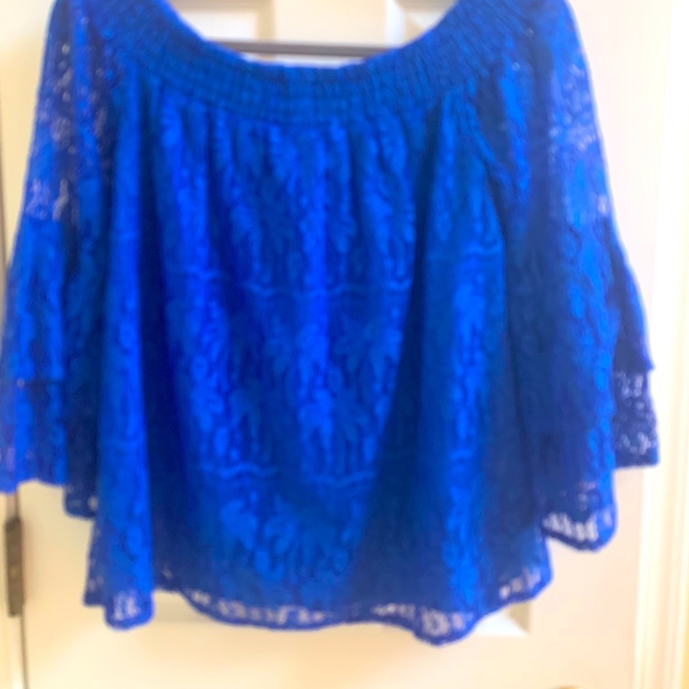 Lace top